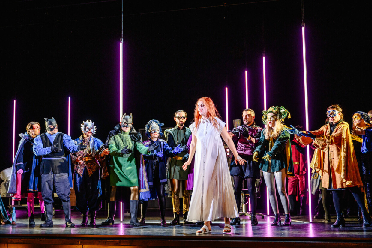 Szenenbild aus Verdis „Giovanna d’Arco“ bei den Opernfestspielen Heidenheim