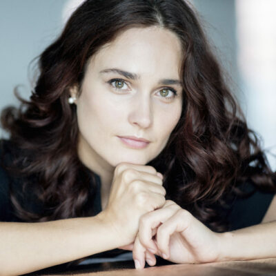 Pianistin Anna Vinnitskaya bringt höchste Virtuosität und poetische Tiefe in Einklang