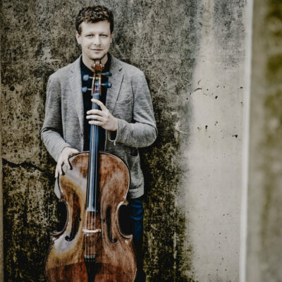 Hat ungarische Rhythmen im Gepäck: Cellist und Dirigent István Várdai