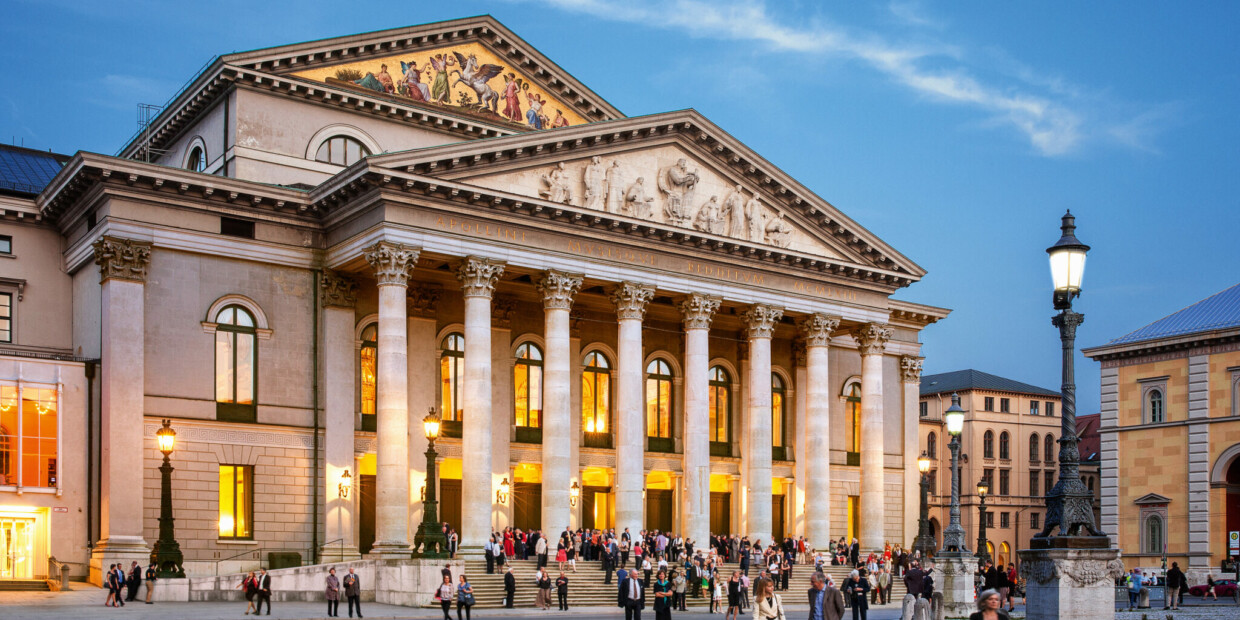 Aller kulturellen Vielfalt zum Trotz bleibt die Bayerische Staatsoper in München das musiktheatrale Epizentrum des Landes