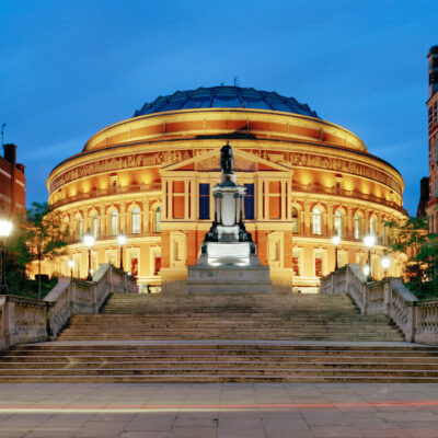 Seit knapp 80 Jahren ist die „Last Night of the Proms” in der Royal Albert Hall ein Highlight der Londoner Promenadenkonzerte