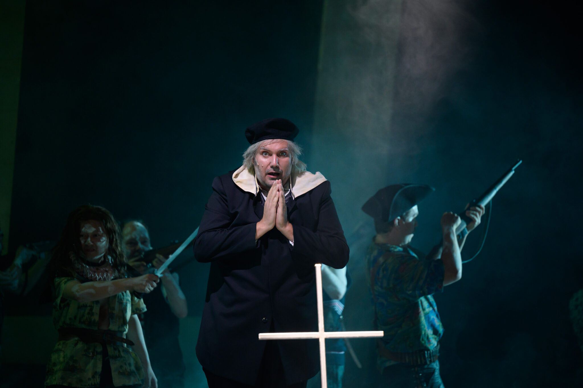 Szenenbild aus „missing in cantu (eure paläste sind leer)“ am Deutschen Nationaltheater Weimar
