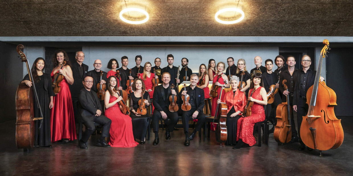 Touren mit dem neuen Werk „Lully Loops“ durch Deutschland: Daniel Hope und das Zürcher Kammerorchester