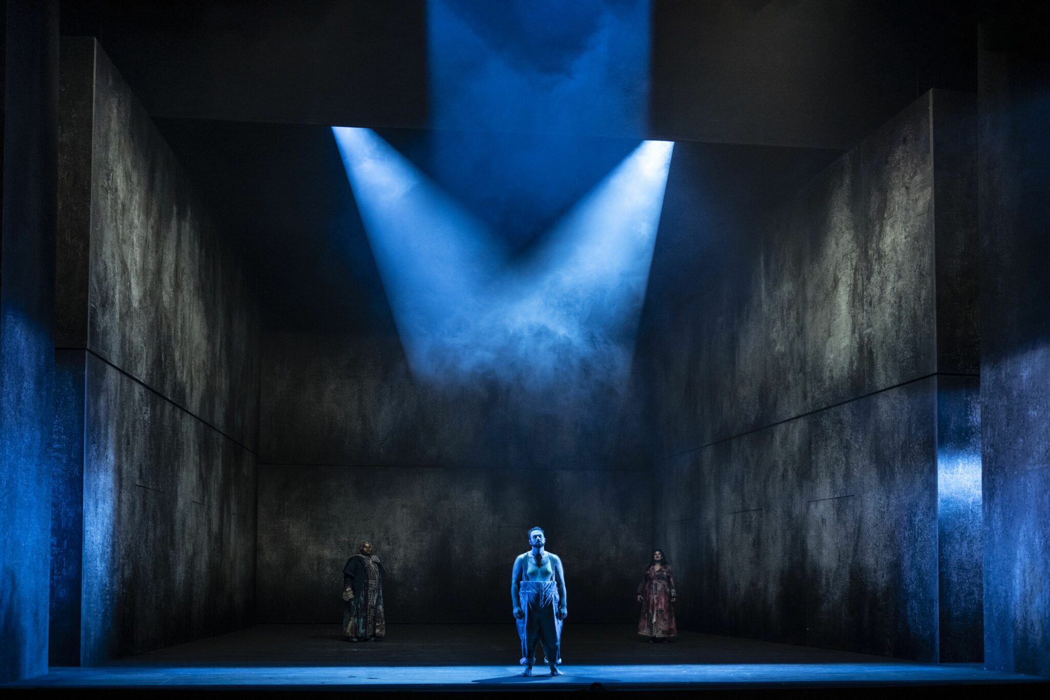 Szenenbild aus „Peter Grimes“ am Theater Erfurt