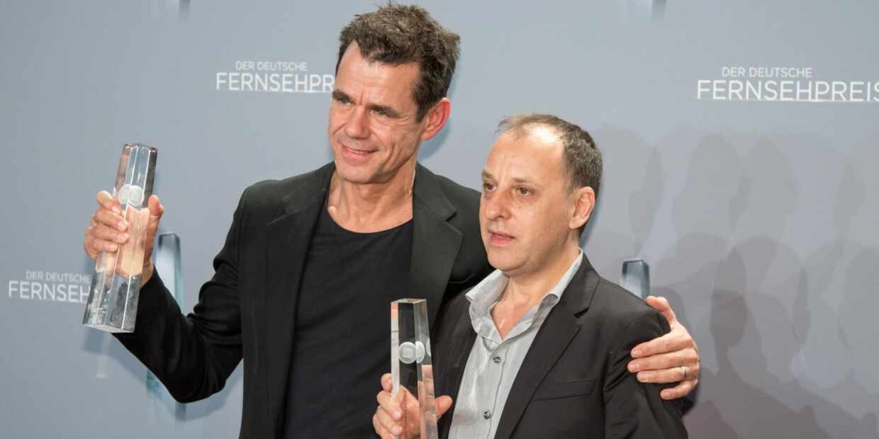 Johnny Klimek (r.) und Tom Tykwer wurden 2018 für die Filmmusik zu „Babylon Berlin“ mit dem Deutschen Fernsehpreis ausgezeichnet