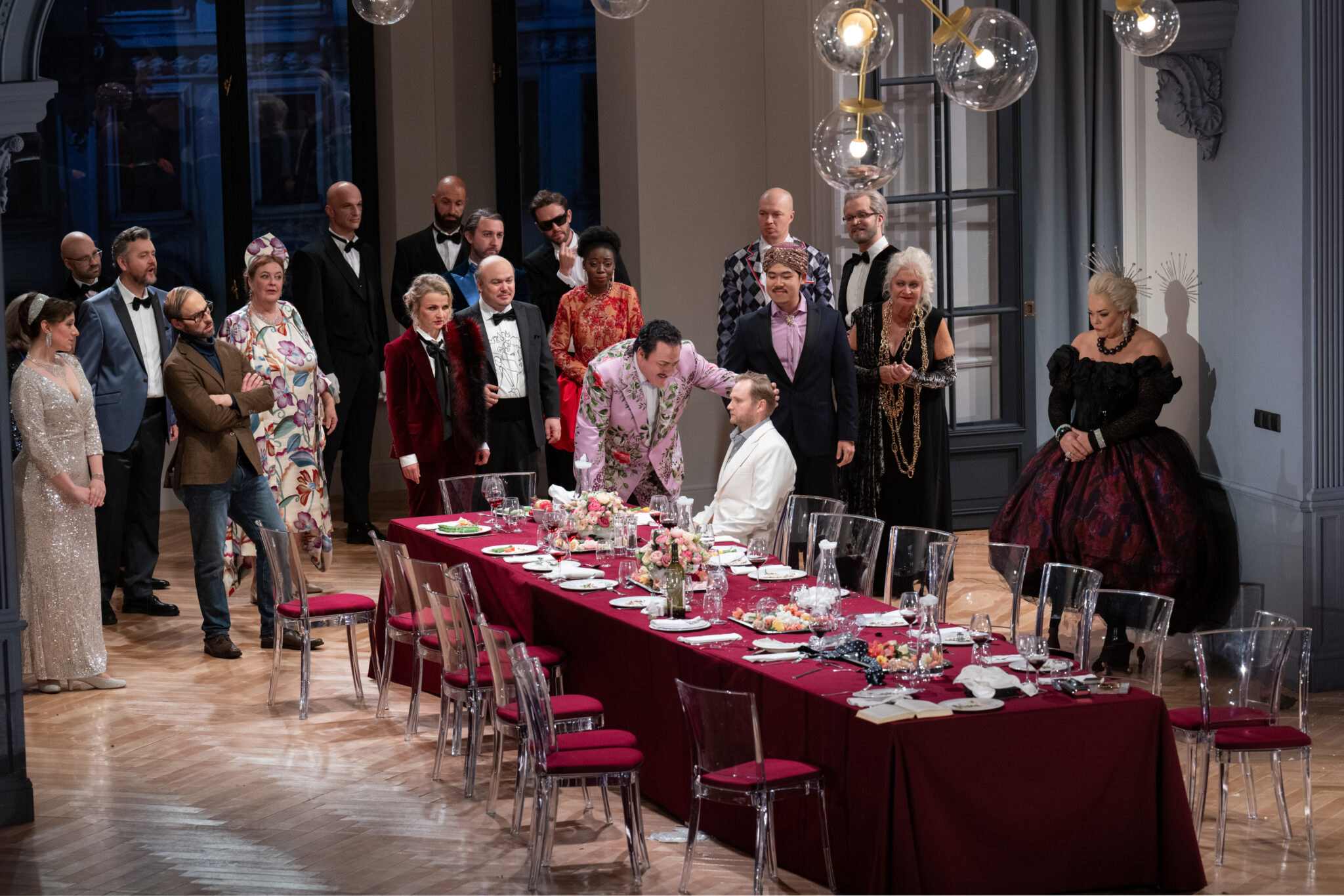 Szenenbild aus Richard Strauss' „Salome“ an der Staatsoper Hamburg