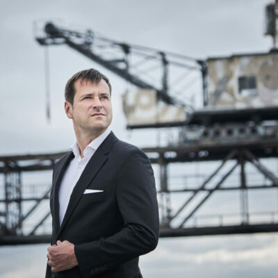 „Wir sollten in der Oper etwas verhandeln, das die Menschen bewegt“, sagt Holger Falk