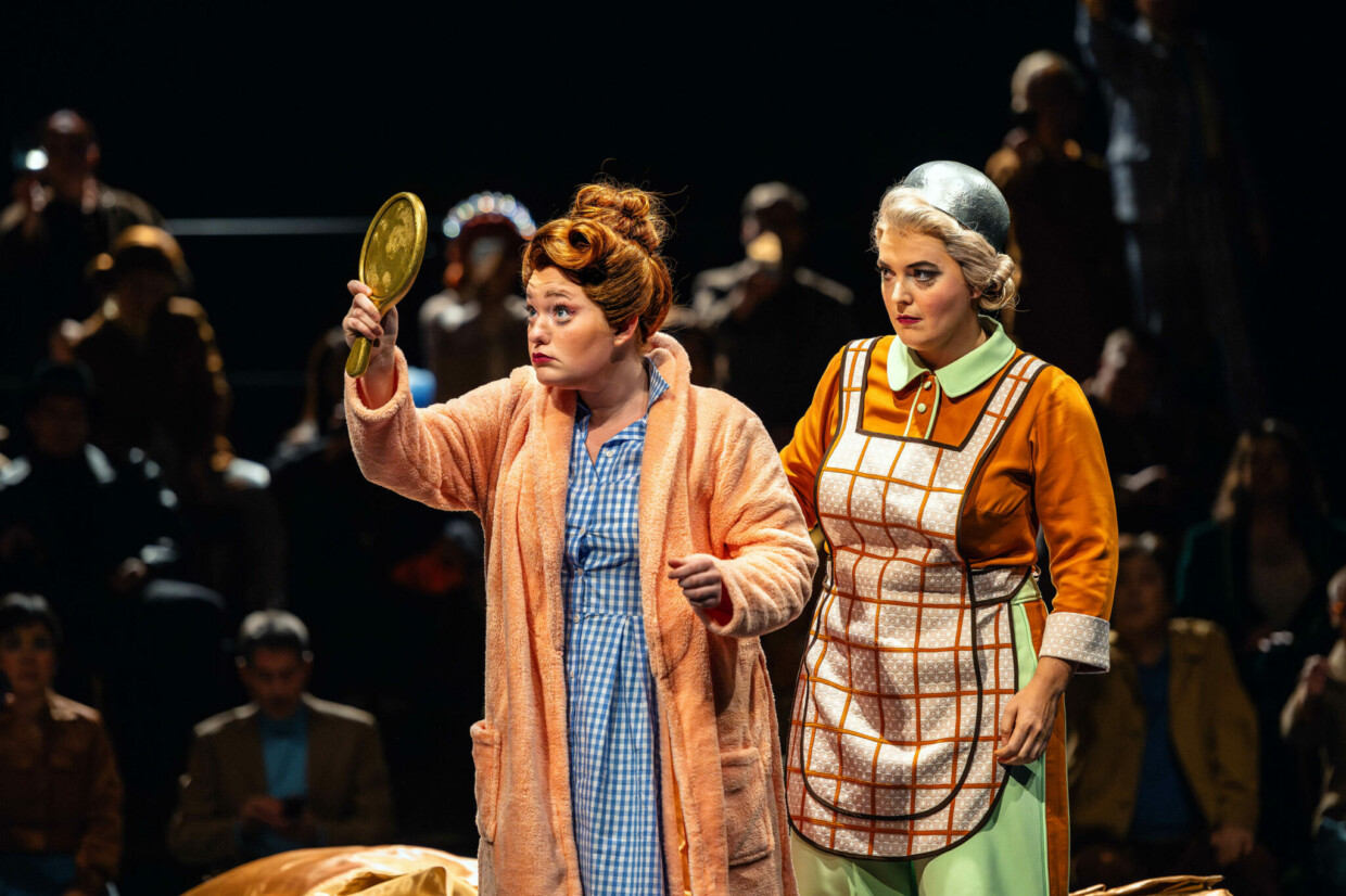 Szenenbild aus Martinůs „Die Drei Wünsche“ am Theater Chemnitz