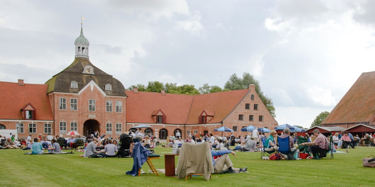 Das Gut Hasselburg ist eine der vielen Spielstätten des SHMF