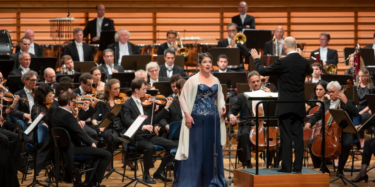 Paavo Järvi und Wiebke Lehmkuhl mit dem Lucerne Festival Orchestra im August 2023
