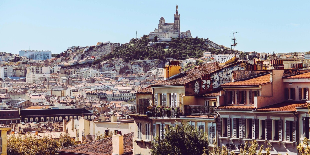 Nicht nur für Pilger ein begehrtes Reiseziel: Marseille und die Wallfahrts­kirche Notre-Dame de la Garde
