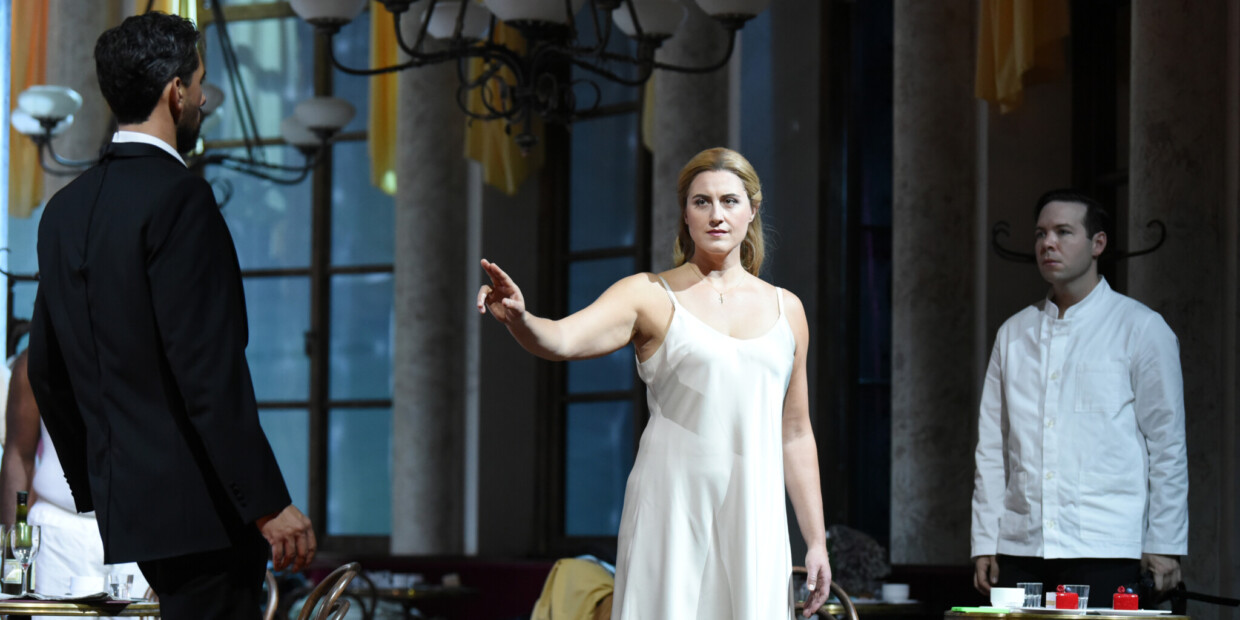 Im Musiktheater an der Wien hat sich Stefen Herheim Händels Oratoriensingulär „Theodora“ angenommen