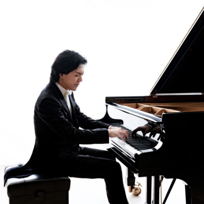 Mit einem reinen Mozart-Programm ist Pianist Yundi auf Tournee