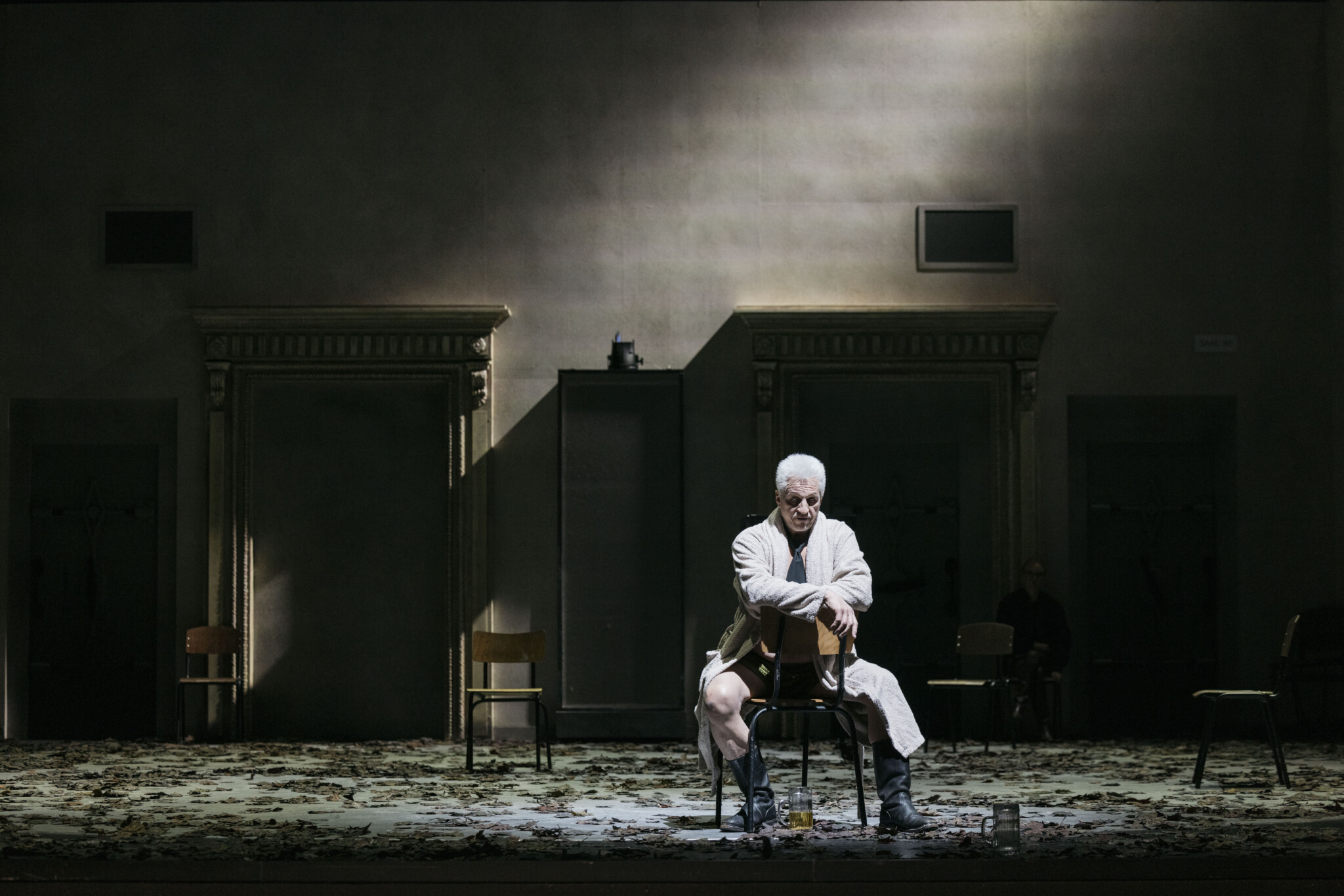 Szenenbild aus Wagners „Götterdämmerung“ am Landestheater Coburg