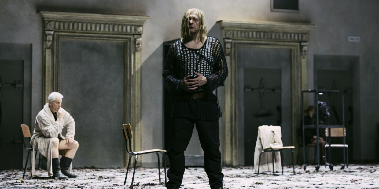 Subtile Kontrahenten mit Tiefgang: Gustavo López Manzitti als Siegfried und Michael Lion als Hagen in Wagners „Götterdämmerung“ am Landestheater Coburg