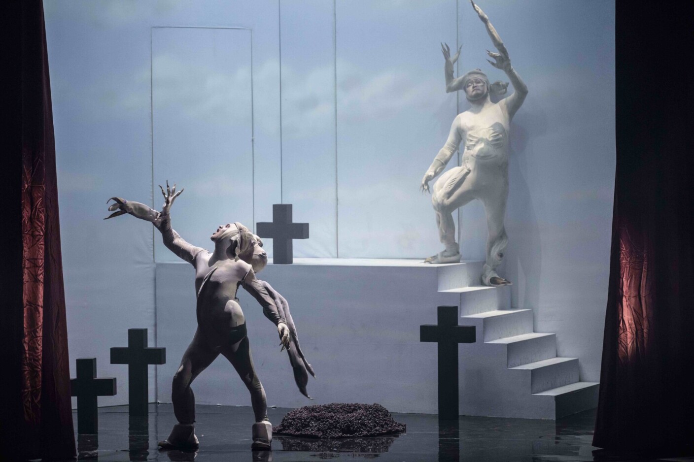 Szenenbild aus „Der Silbersee“ an der Opéra national de Lorraine