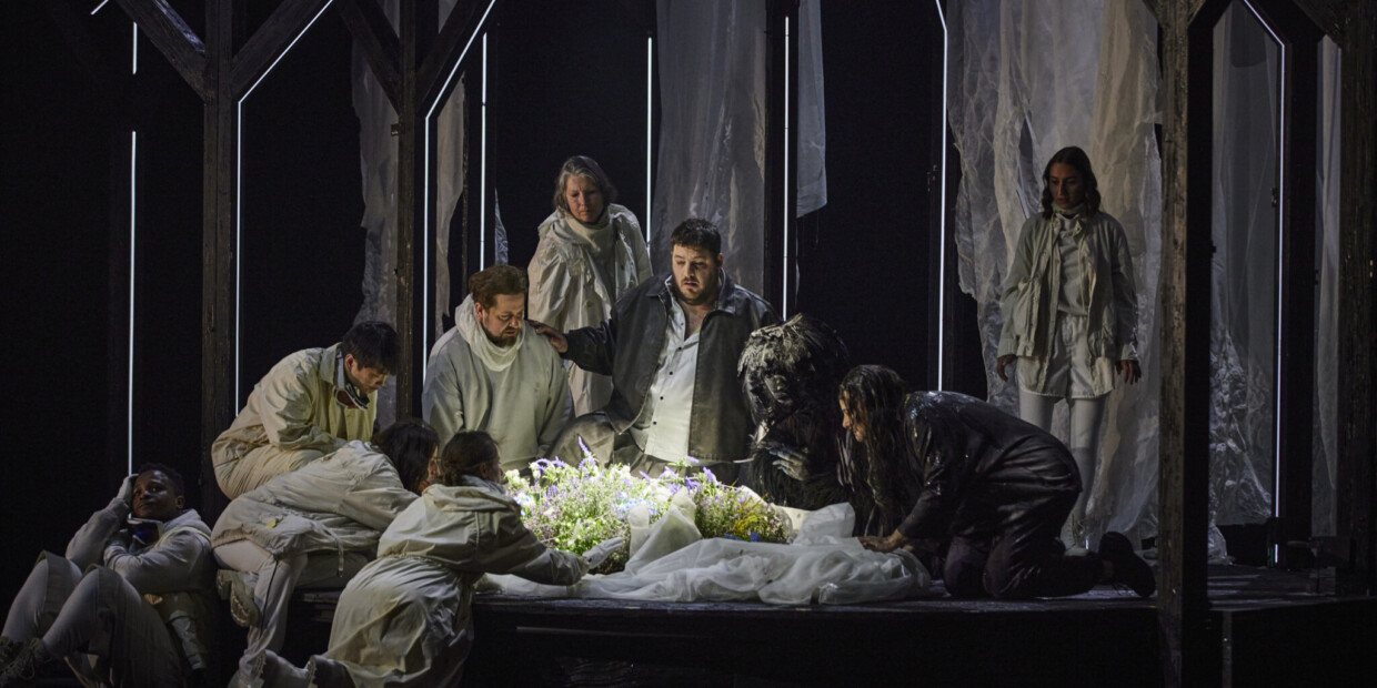Musikalisch überzeugend, regietechnisch fraglich: „Parsifal“ am Staatstheater Nürnberg