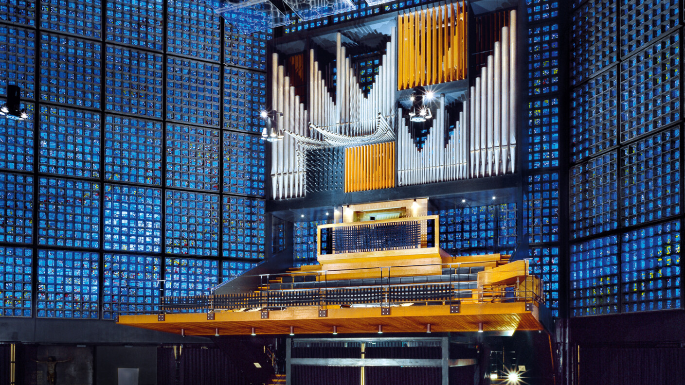 Hier wird eines der Festivals angepfiffen: Kaiser-Wilhelm-Gedächtniskirche