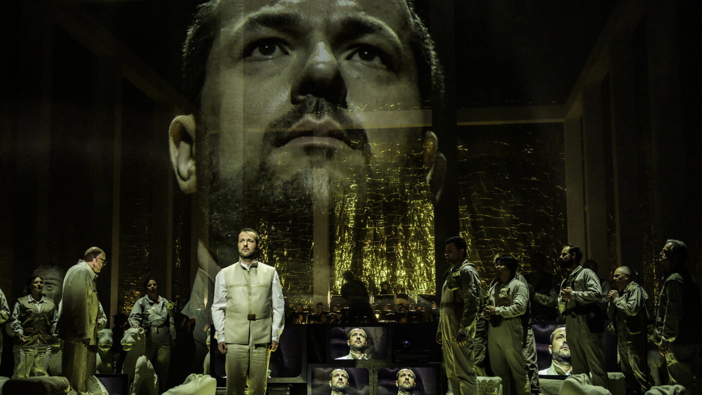 Giorgos Kanaris verkörpert am Theater Bonn den titelgebenden Columbus in Werner Egks gleichnamiger Oper