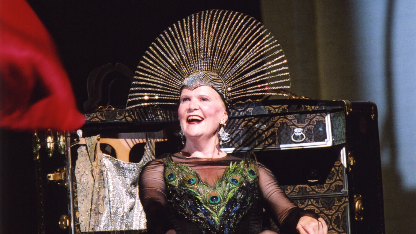 Keine Rolle war für Anja Silja so wichtig wie die der Emilia Marty in Leoš Janáčeks „Die Sache Makropoulos“, hier im Jahr 2004 an der Deutschen Oper Berlin