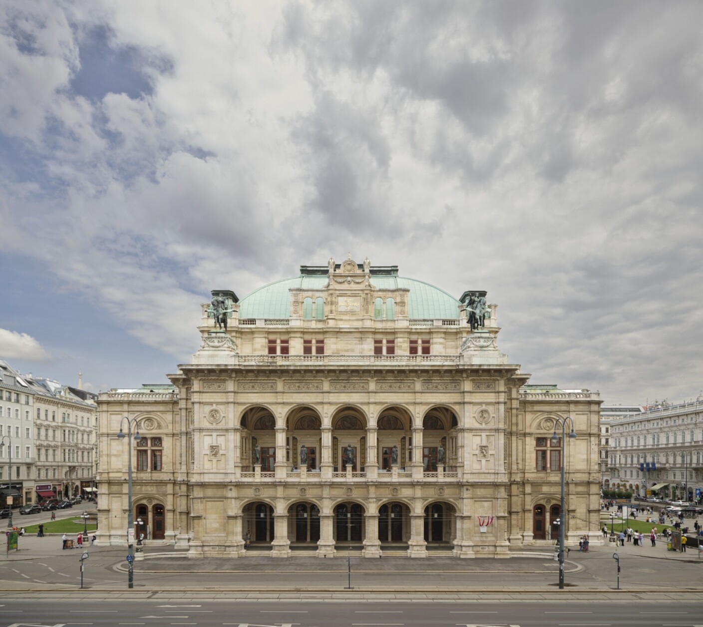 Premierenfieber im ersten Haus am Ring