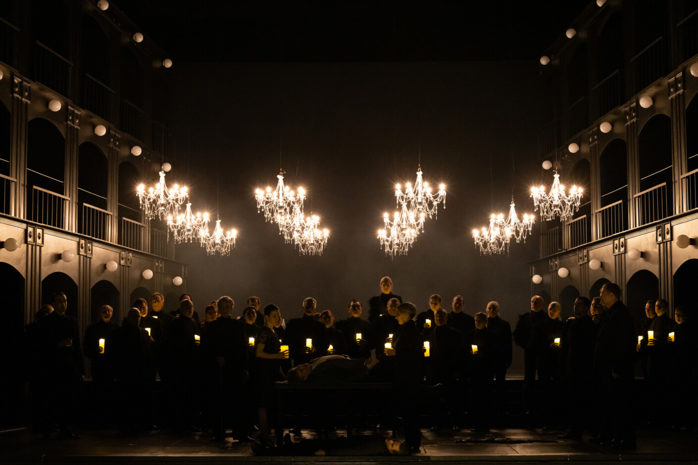 Szenenbild aus „Pique Dame“ am Anhaltischen Theater Dessau