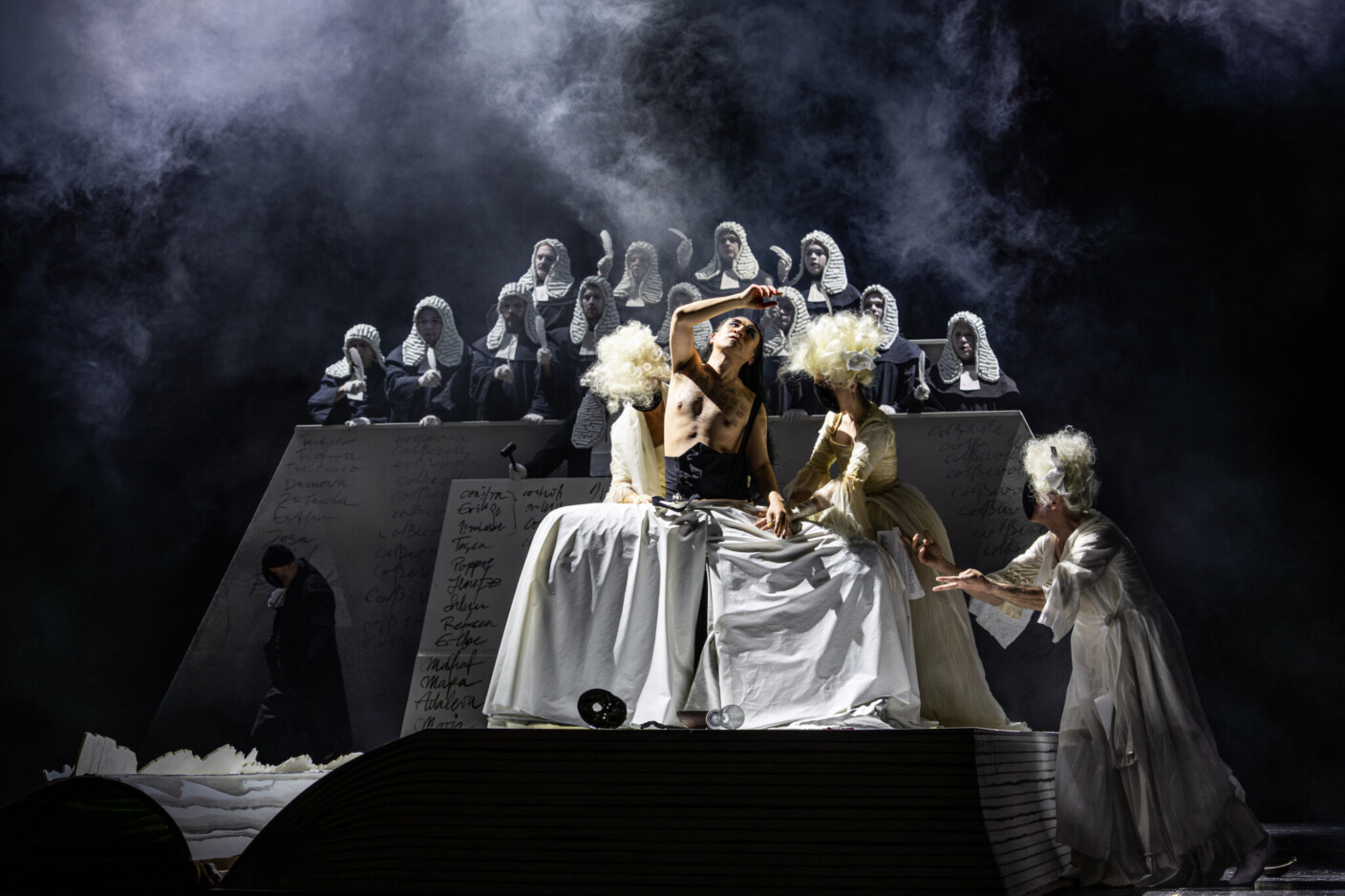 Szenenbild aus „Don Giovanni“ am Staatstheater Meiningen