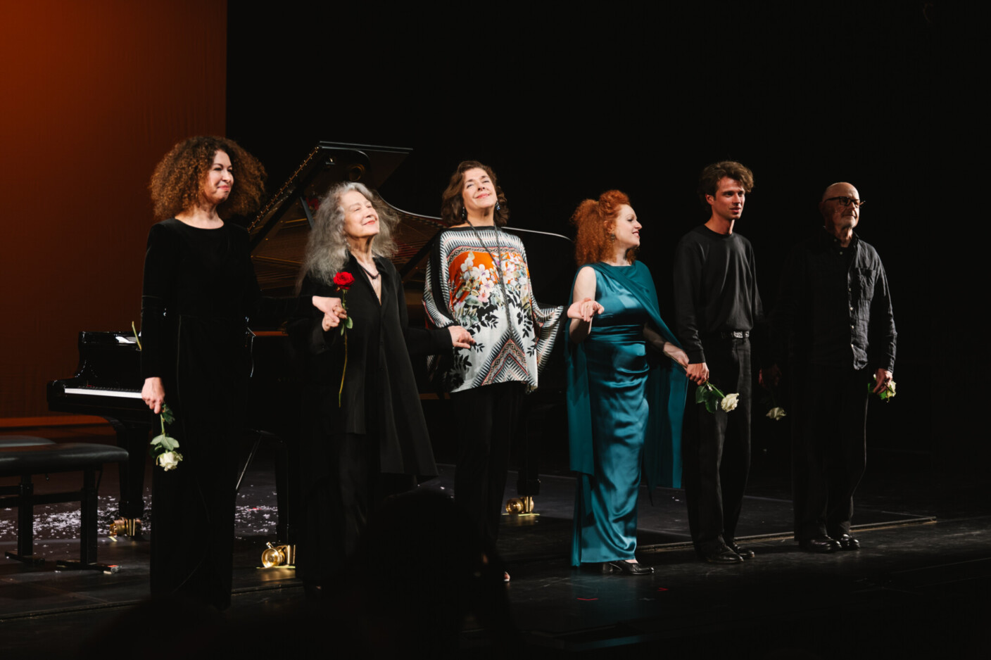 Eine Leistung des gesamten Ensembles (v. l.): Olena Kushpler, Martha Argerich, Elena Bashkirova, Talia Or, Moritz Tostmann und Volker Hanisch