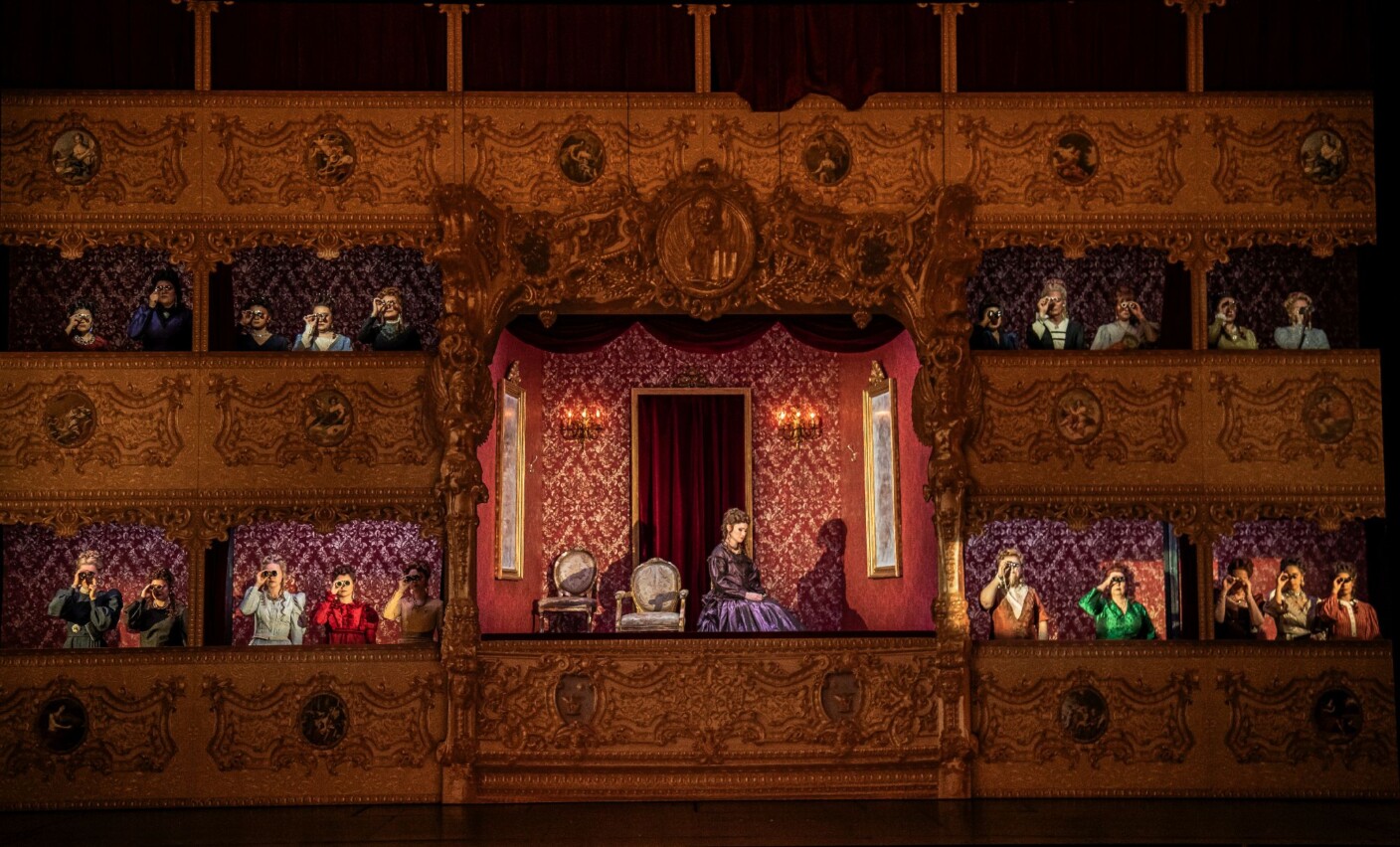 Szenenbild aus „Ernani“ am Theater Aachen