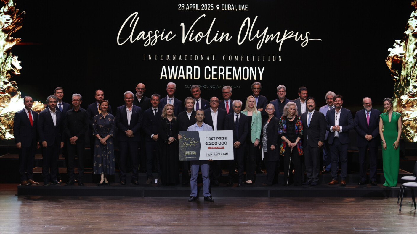 Der Armenier Haik Kazazyan konnte in Dubai die 25-köpfige Jury de Classic Violin Olympus von sich überzeugen