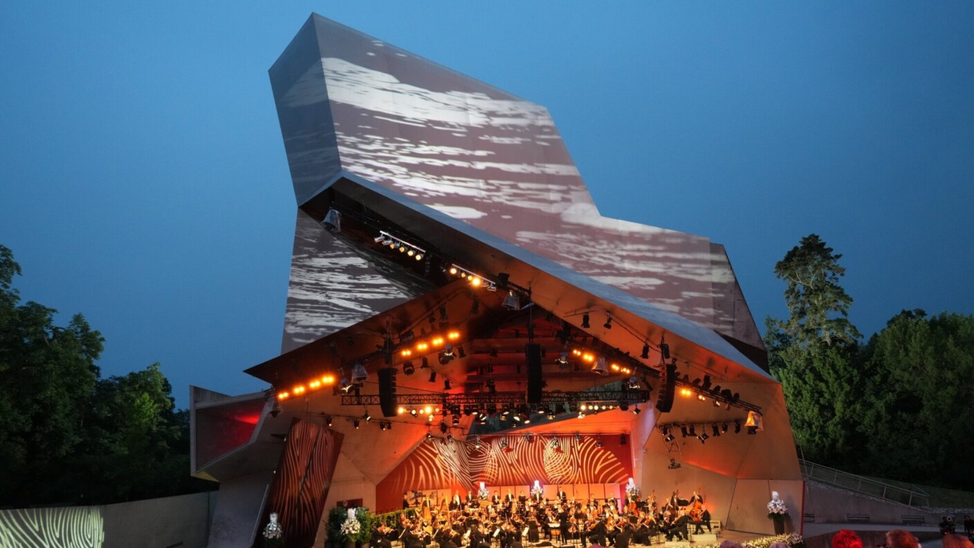 Festivalchef Rudolf Buchbinder ist erstmals seit 2007 auf der Bühne im Wolkenturm zu erleben.