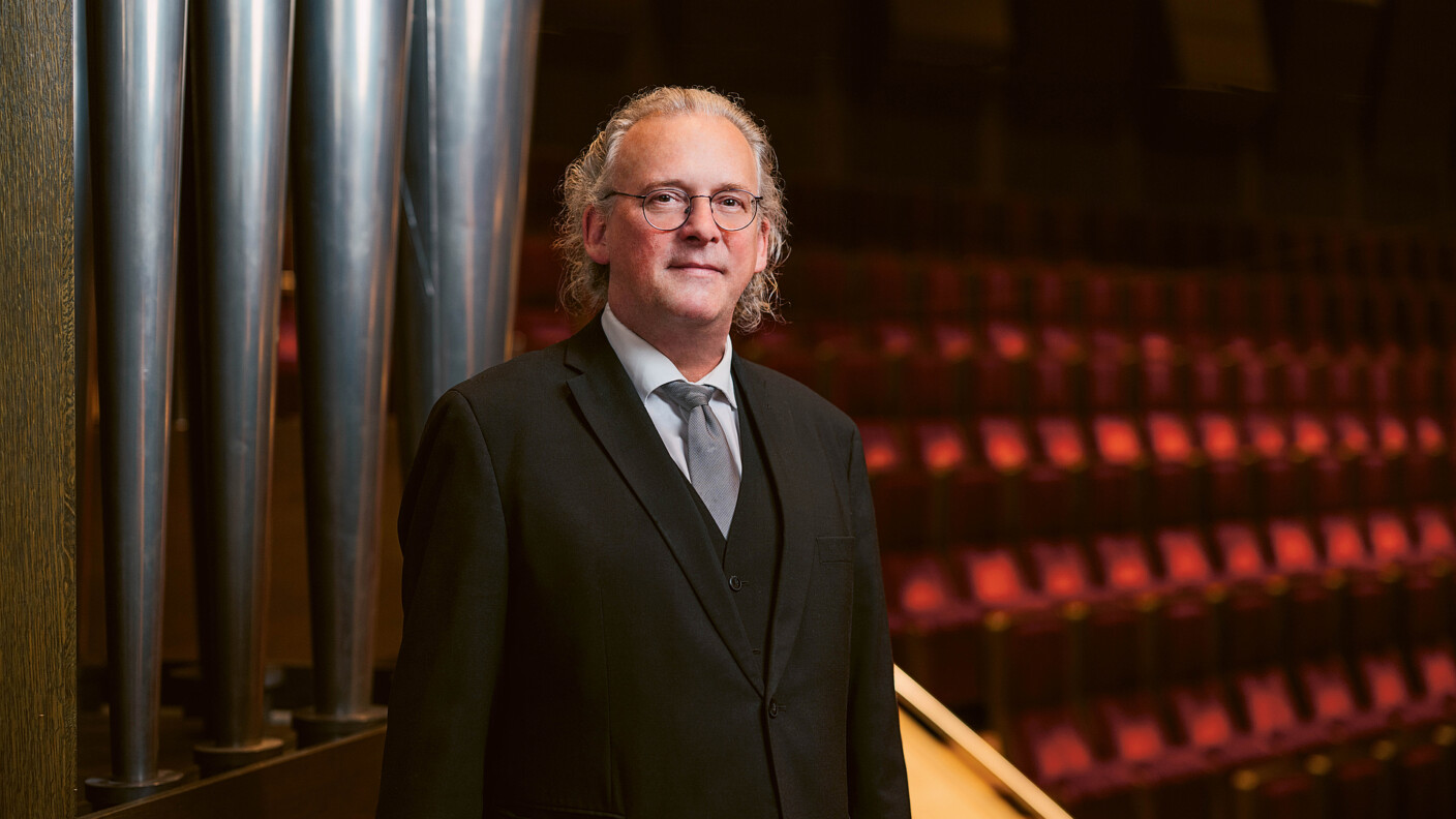 Verneigt sich vor Johann Sebastian Bach beim Berliner Orgelsomme an St. Marien: Michael Schönheit
