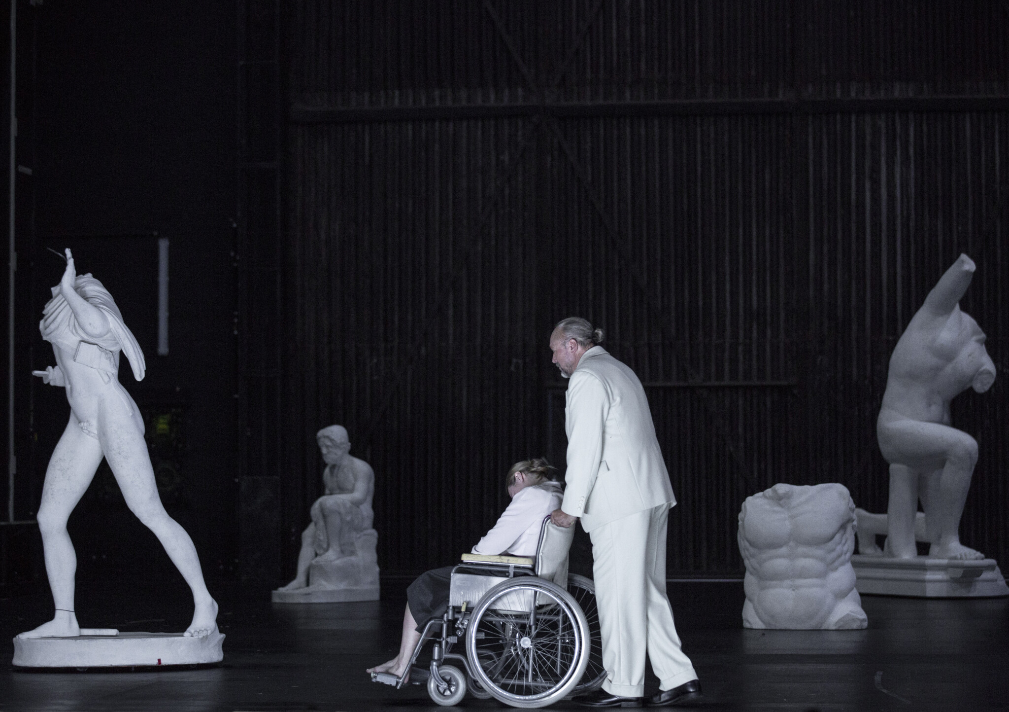Warten oder die Geriatrie des Geistes und des Theaters