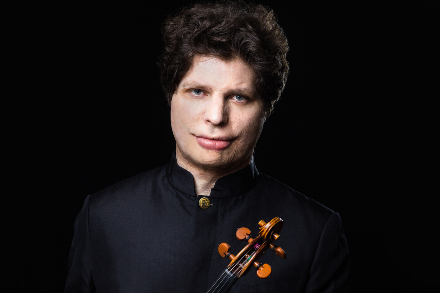 Geiger Augustin Hadelich präsentiert sich erstmal im Brucknerhaus Linz