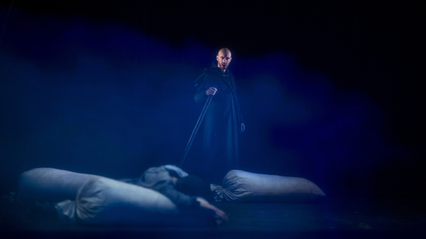 Neue Familienoper in düsterem Gewand: „Krabat“ von Marius Felix Lange