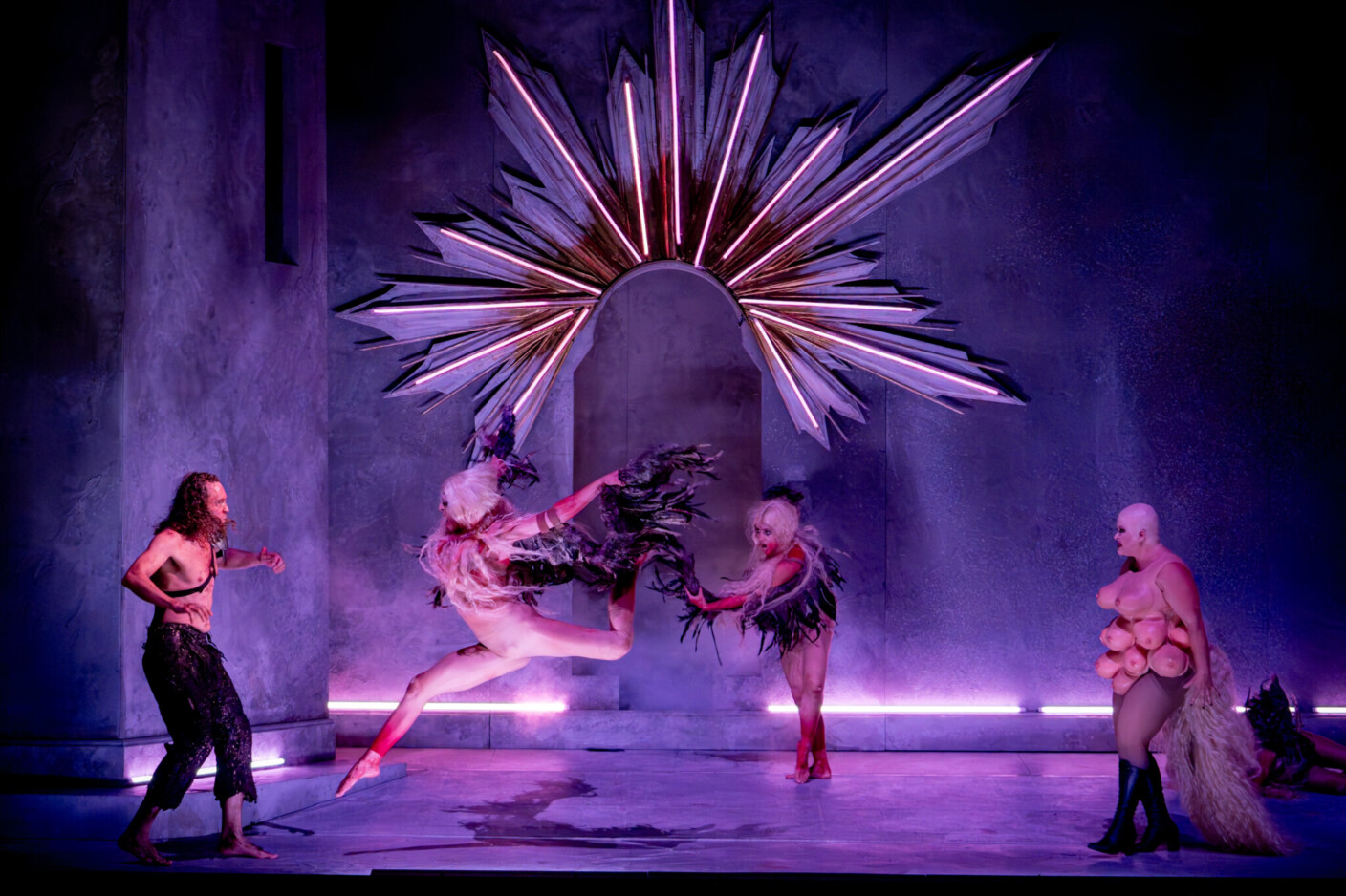 Szenenbild aus „Tannhäuser“ am Theater Magdeburg