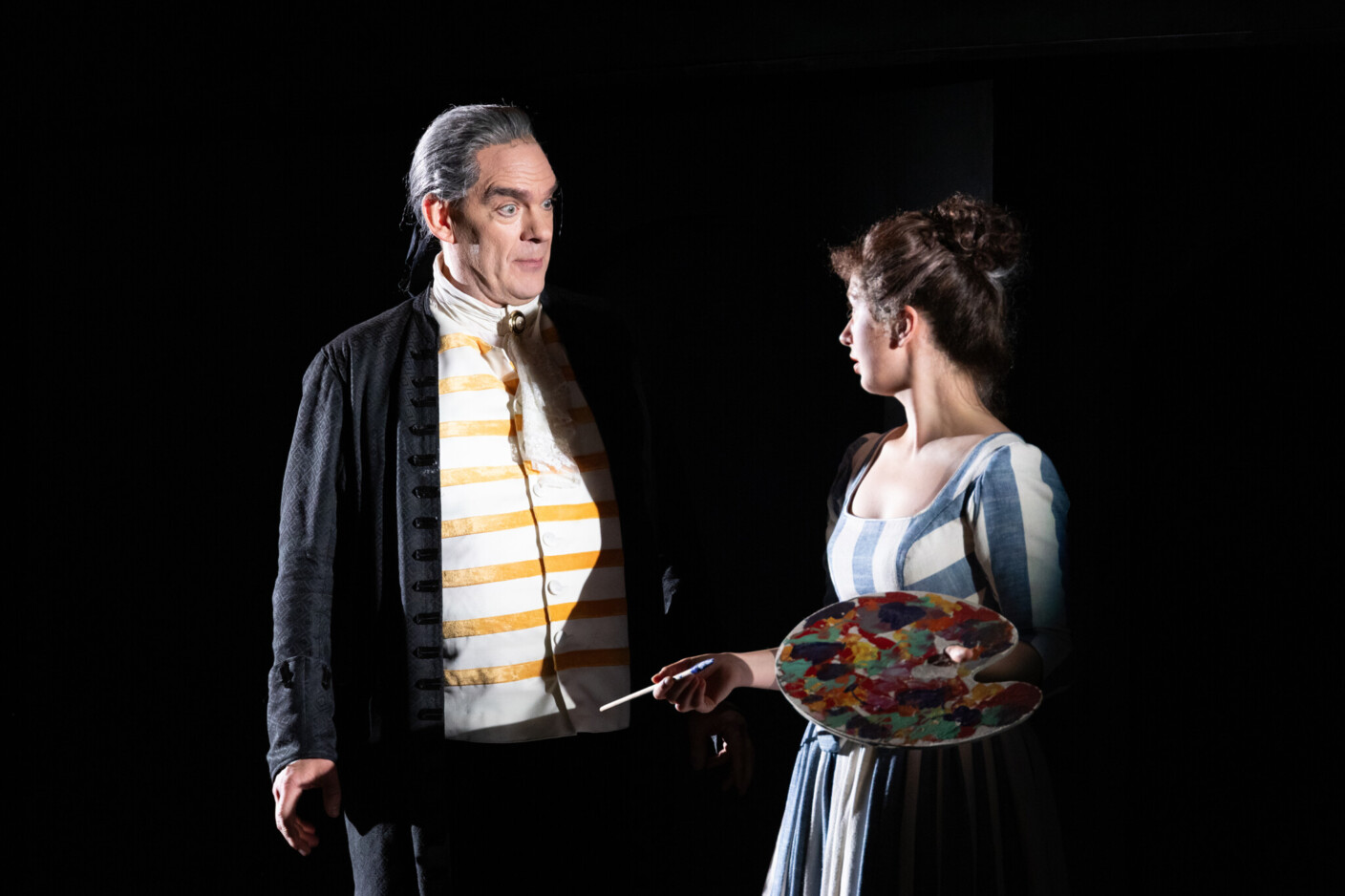 Szenenbild aus „Così fan tutte“ am Anhaltischen Theater Dessau