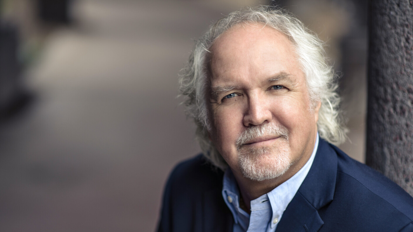 Kommt mit mehr als 45 Jahren künstlerischer Erfahrung nach Dresden: Dirigent Donald Runnicles