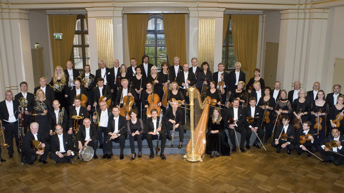 Die Mecklenburgischen Staatskapelle Schwerin eröffnet die Tage des Exils Schwerin & Festival für Verfemte Musik mit eindrucksvollen Exilkompositionen