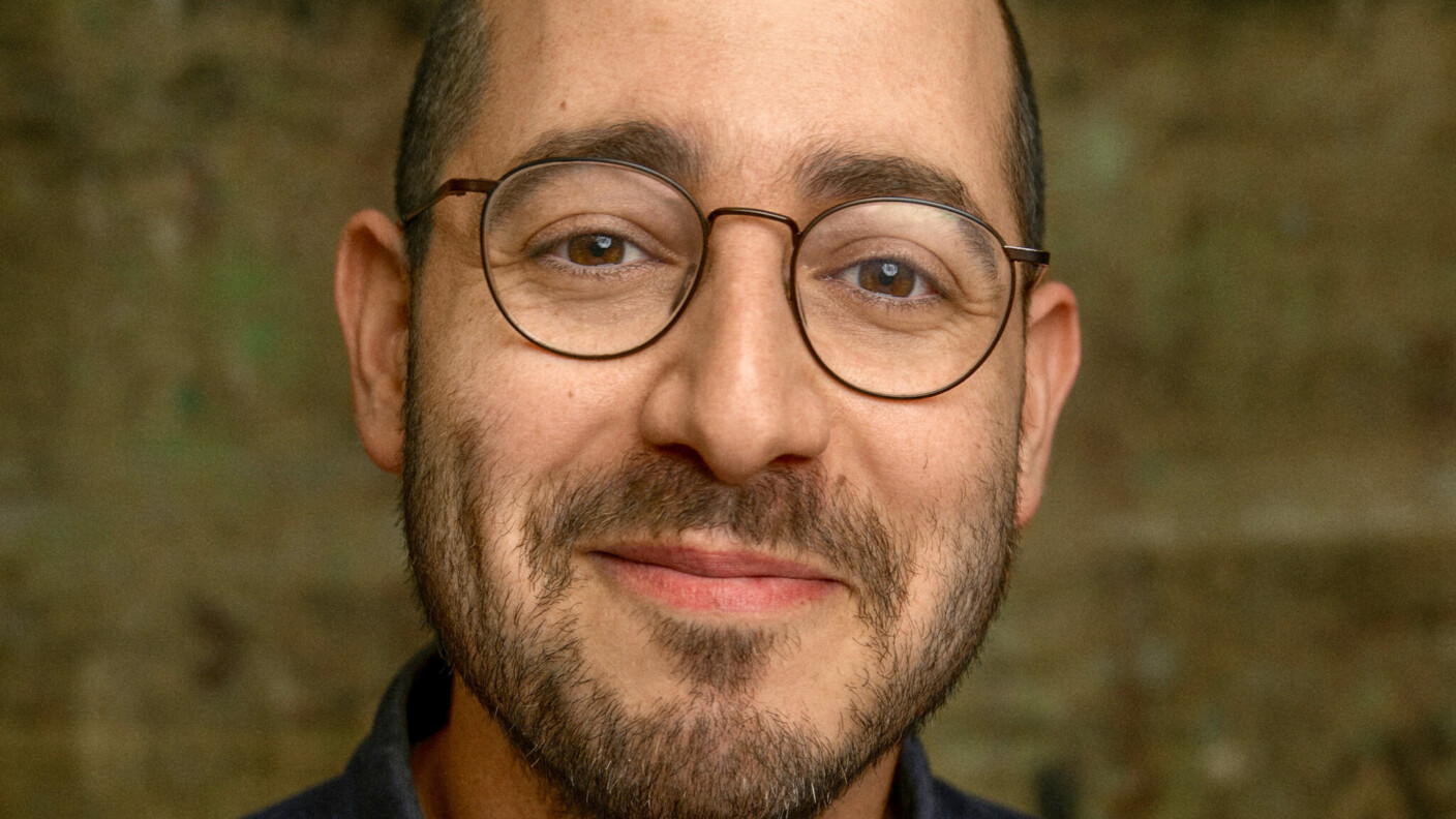 Geboren in Israel, ausgebildet in Jerusalem und Leipzig, ist Nathan Bas seit der Spielzeit 2023/24 Kapellmeister am Theater Lübeck