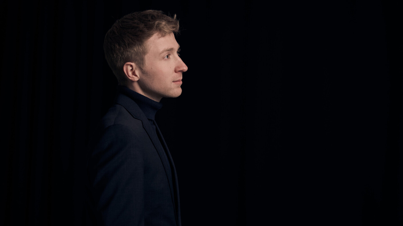 Seit der Spielzeit 2021/22 ist Patrick Hahn Generalmusikdirektor des Wuppertaler Sinfonieorchesters