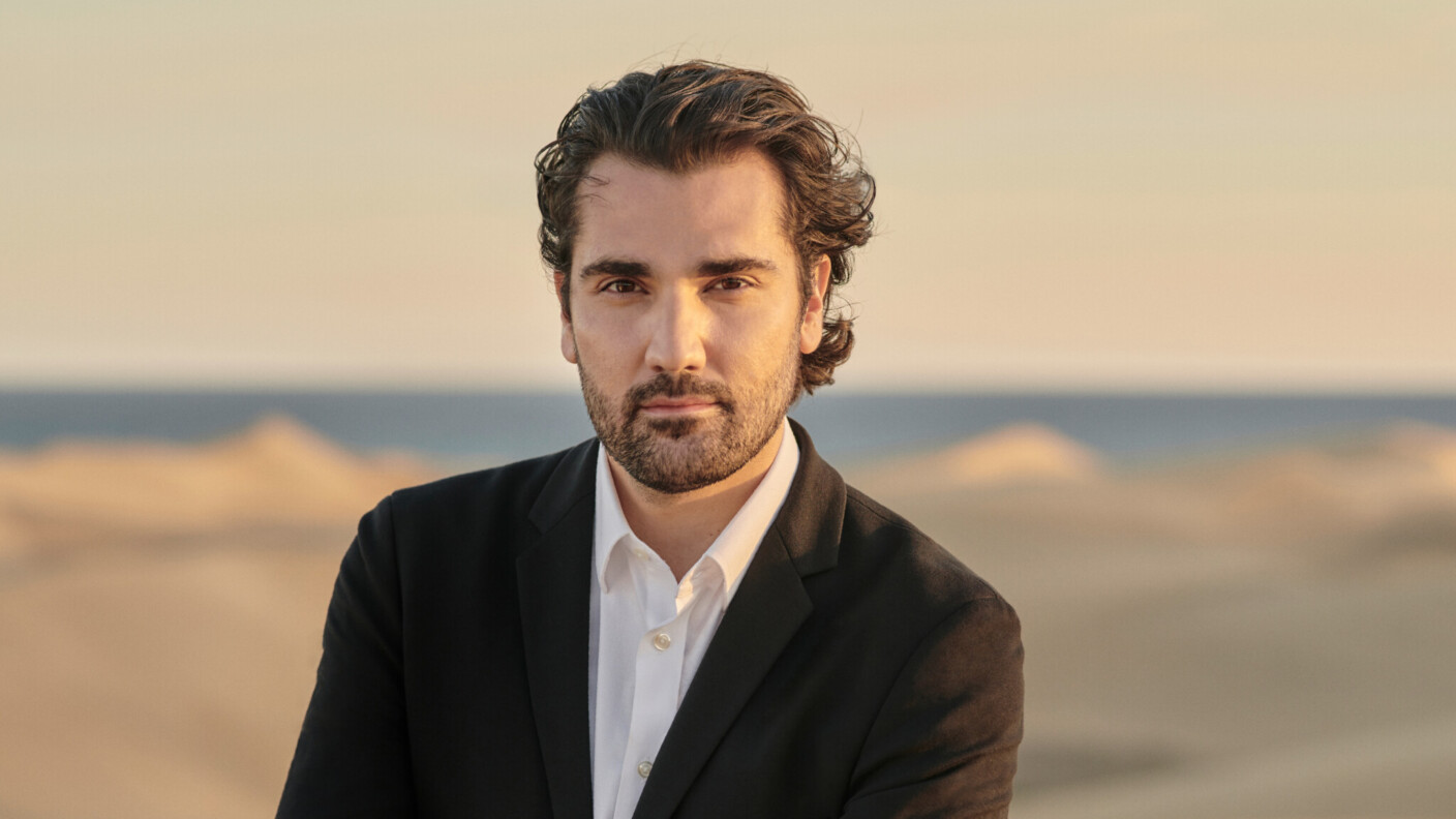 Gibt 2026 seinen Entstand beim traditionellen Neujahrskonzert im Teatro La Fenice in Venedig: Jonathan Tetelman