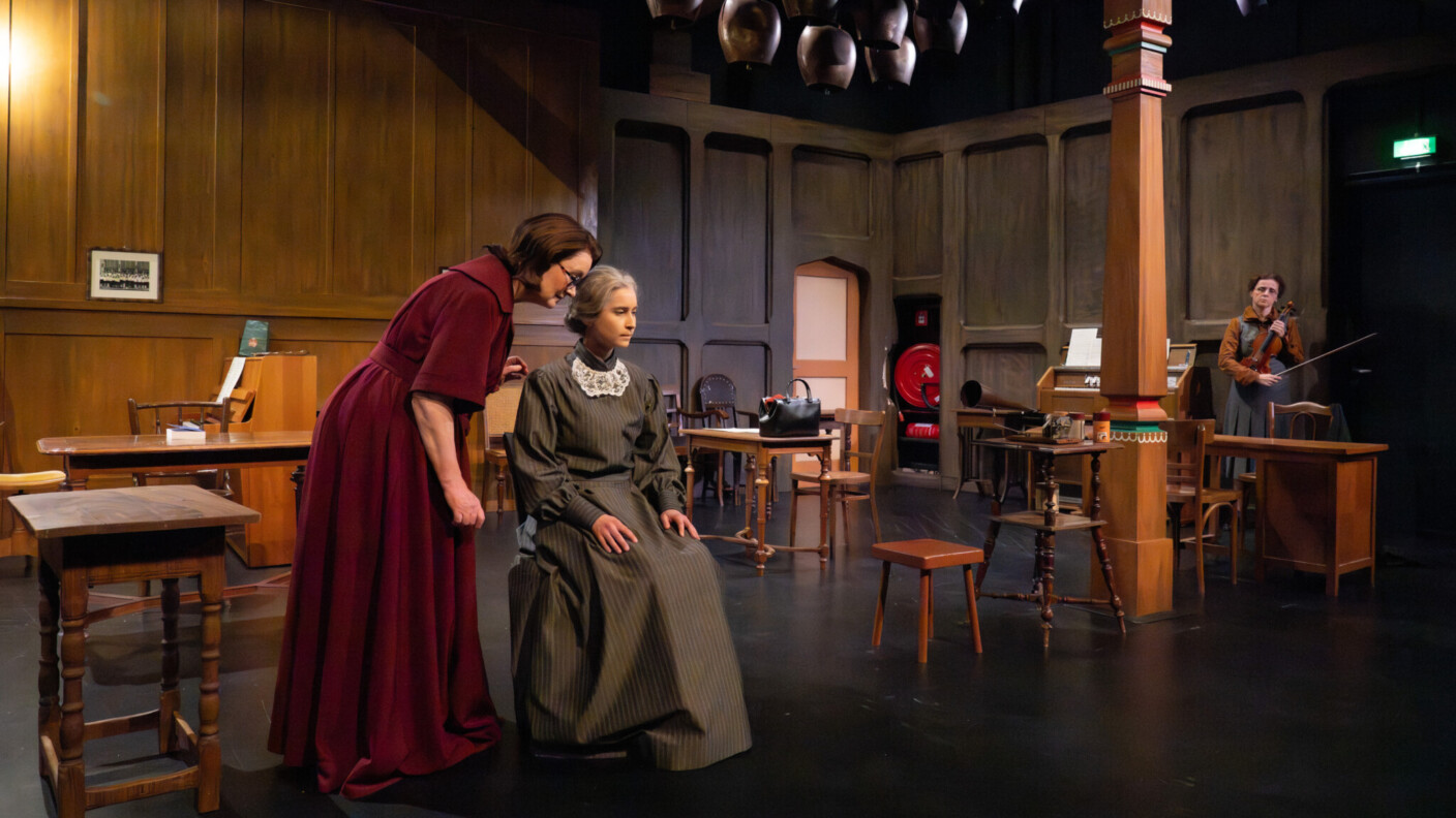 Mahler meets Marthaler