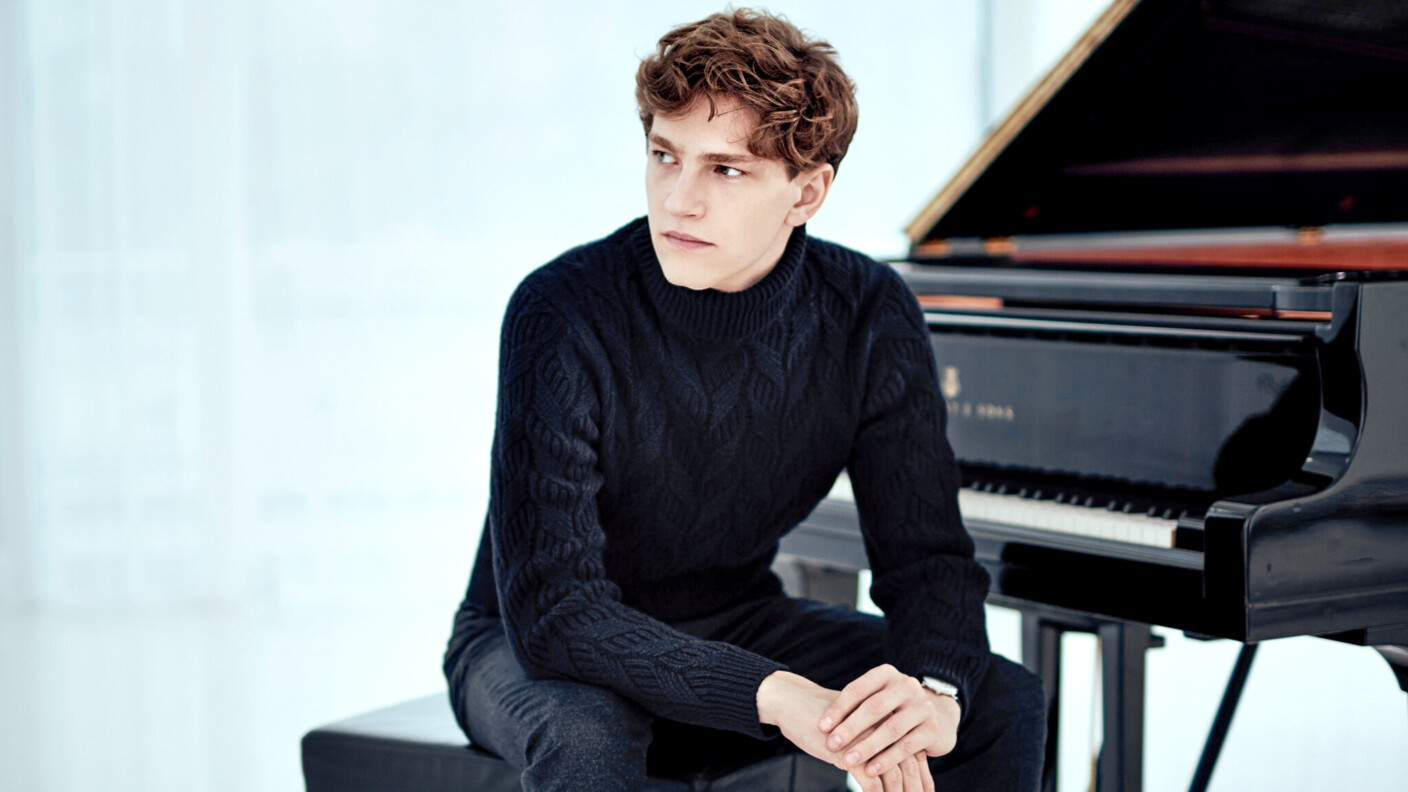 Jan Lisiecki begann bereits im fünften Lebensjahr Klavier am Mount Royal University Conservatory zu studieren