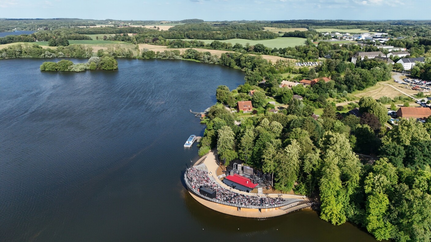 Blick auf die Seebühne Eutin – vorerst finden hier keine Festspiele mehr statt