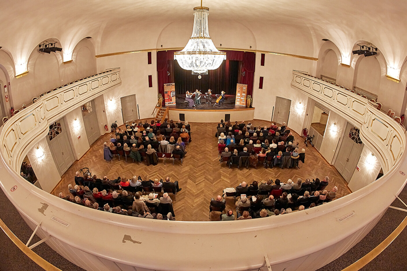 Wettbewerbssieger Chaos String Quartet aus Wien im Kurhaus Bad Tölz beim „1st International String Quartet Competition Bad Tölz“