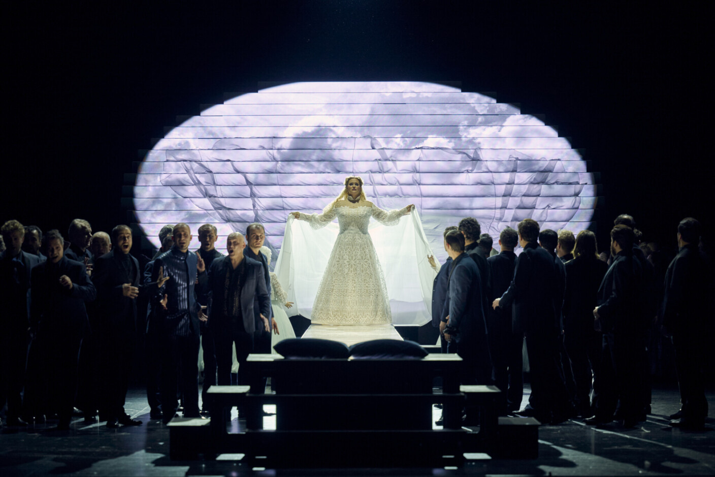 Szenenbild aus „Lohengrin“