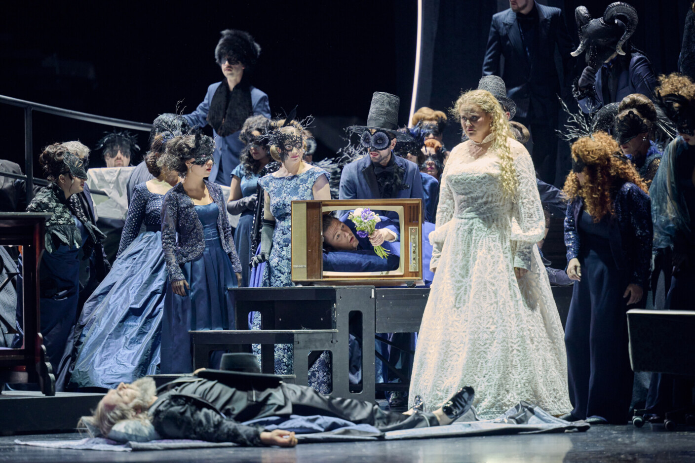 Szenenbild aus „Lohengrin“