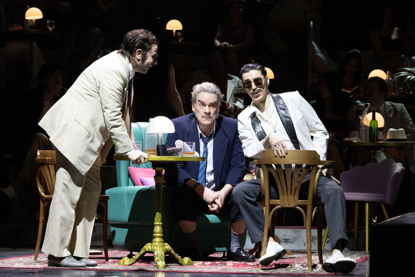 Szenenbild aus „Alma“ am Anhaltischen Theater Dessau