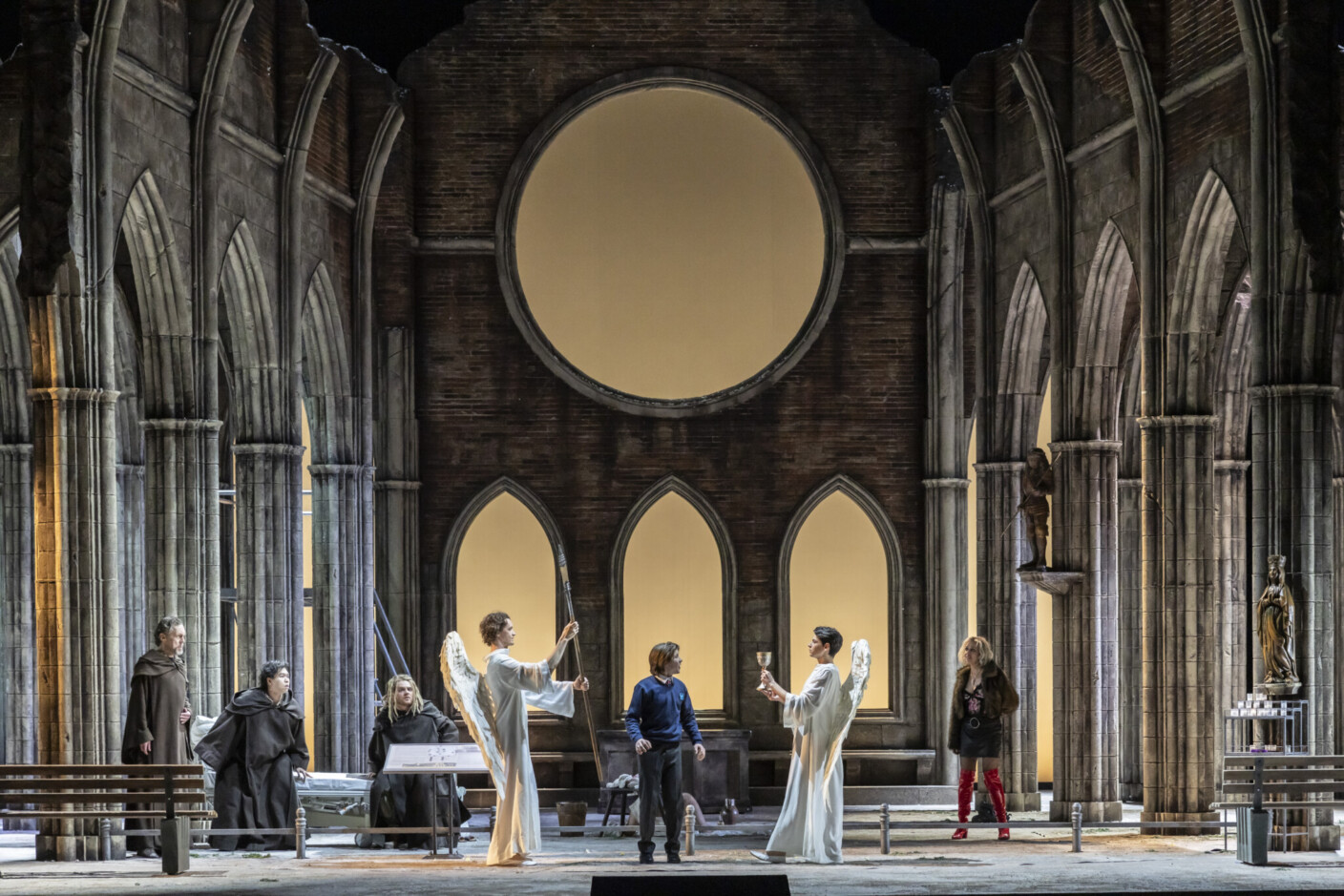 Von Kitsch ersticktes Pathos